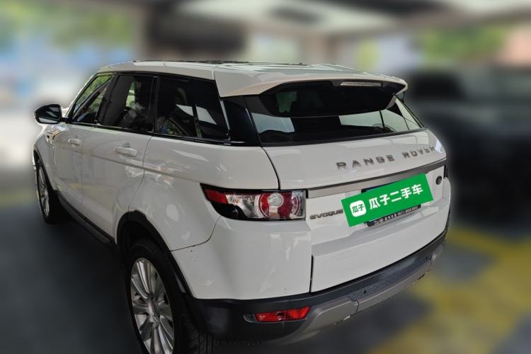 Used Land Rover Range Evoque 2015 2.0T Five-Door Zhiyao Edition Rear Left 45 Deg