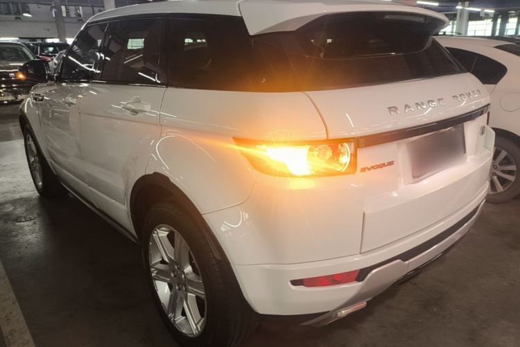 Used Land Rover Range Evoque 2015 2.0T Five-Door Sporty Edition Rear Left 45 Deg
