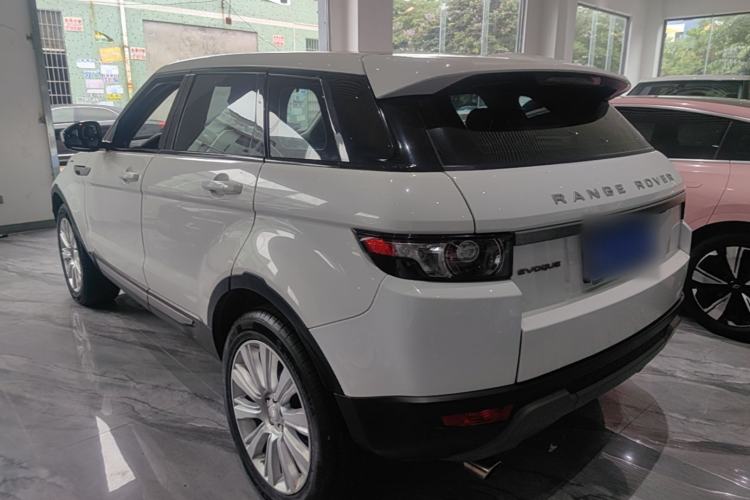 Used Land Rover Range Evoque 2015 2.0T Five-Door Zhiyao Edition Rear Left 45 Deg