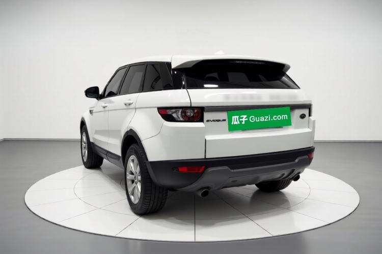 Used Land Rover Range Evoque 2015 2.0T 5-Door Luxury Edition Rear Left 45 Deg
