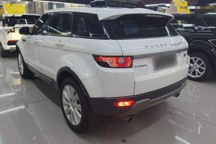 Used Land Rover Range Evoque 2015 2.0T Five-Door Zhiyao Edition Rear Left 45 Deg