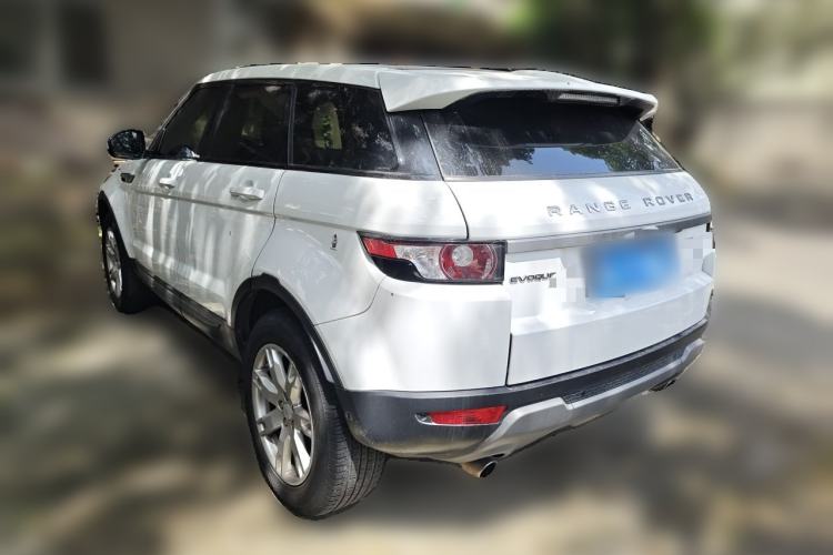 Used Land Rover Range Evoque 2015 2.0T 5-Door Luxury Edition Rear Left 45 Deg