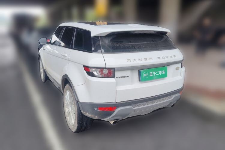 Used Land Rover Range Evoque 2015 2.0T Five-Door Zhiyao Edition Rear Left 45 Deg