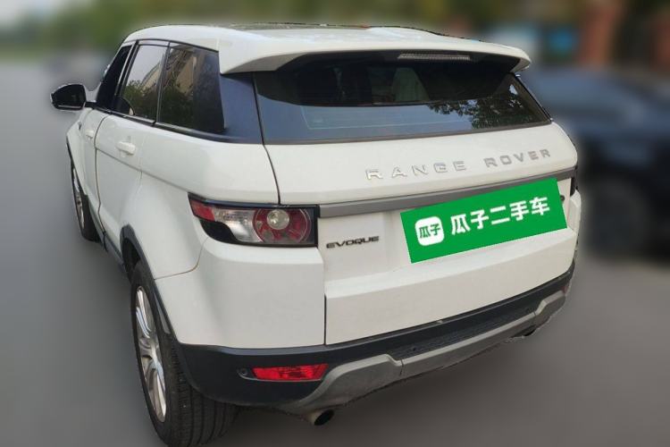 Used Land Rover Range Evoque 2015 2.0T Five-Door Zhiyao Edition Rear Left 45 Deg