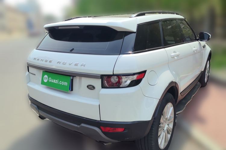 Used Land Rover Range Evoque 2015 2.0T Five-Door Zhiyao Edition Rear Right 45 Deg