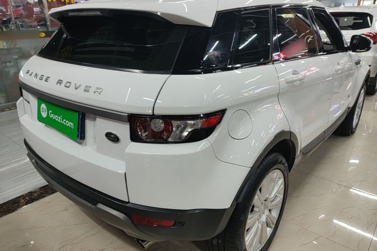 Used Land Rover Range Evoque 2015 2.0T Five-Door Zhiyao Edition Rear Right 45 Deg