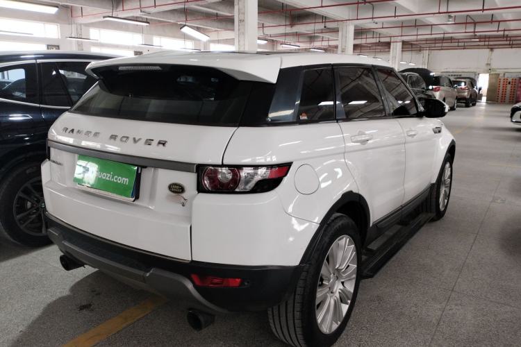 Used Land Rover Range Evoque 2015 2.0T Five-Door Zhiyao Edition Rear Right 45 Deg