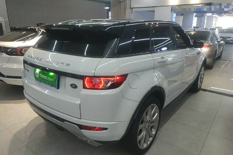 Used Land Rover Range Evoque 2015 2.0T 5-Door Ignite Edition Rear Right 45 Deg
