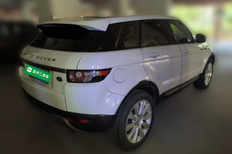 Used Land Rover Range Evoque 2015 2.0T Five-Door Zhiyao Edition Rear Right 45 Deg