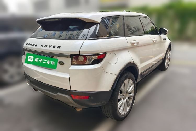 Used Land Rover Range Evoque 2015 2.0T Five-Door Zhiyao Edition Rear Right 45 Deg