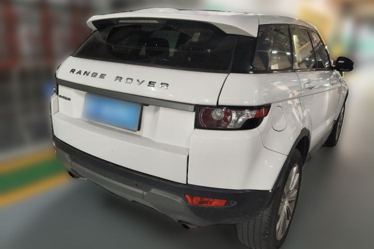 Used Land Rover Range Evoque 2015 2.0T Five-Door Zhiyao Edition Rear Right 45 Deg