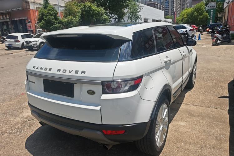 Used Land Rover Range Evoque 2015 2.0T Five-Door Zhiyao Edition Rear Right 45 Deg