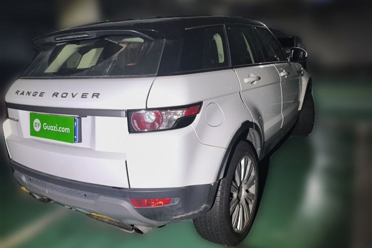 Used Land Rover Range Evoque 2015 2.0T Five-Door Zhiyao Edition Rear Right 45 Deg