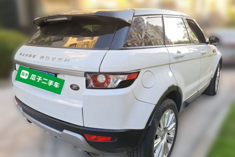 Used Land Rover Range Evoque 2015 2.0T Five-Door Zhiyao Edition Rear Right 45 Deg