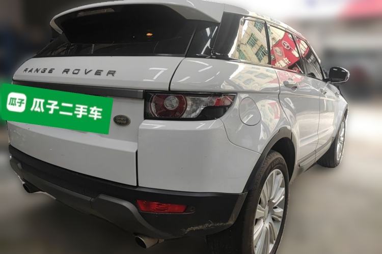 Used Land Rover Range Evoque 2015 2.0T Five-Door Zhiyao Edition Rear Right 45 Deg