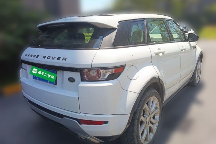 Used Land Rover Range Evoque 2015 2.0T 5-Door Ignite Edition Rear Right 45 Deg
