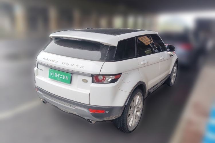 Used Land Rover Range Evoque 2015 2.0T Five-Door Zhiyao Edition Rear Right 45 Deg