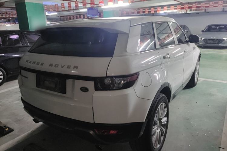 Used Land Rover Range Evoque 2015 2.0T Five-Door Zhiyao Edition Rear Right 45 Deg