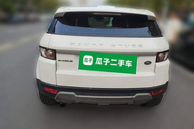 Used Land Rover Range Evoque 2015 2.0T Five-Door Zhiyao Edition Rear