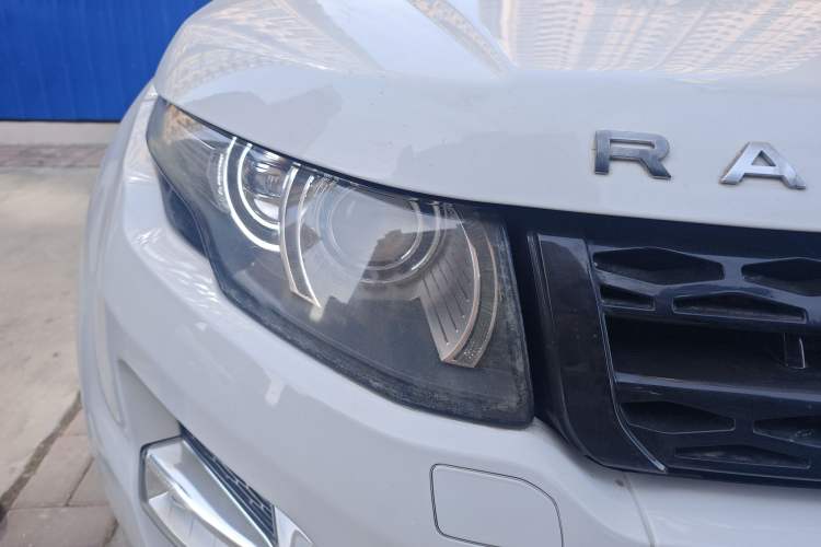 Used Land Rover Range Evoque 2015 2.0T Five-Door Enjoyment Edition Right Front Headlight