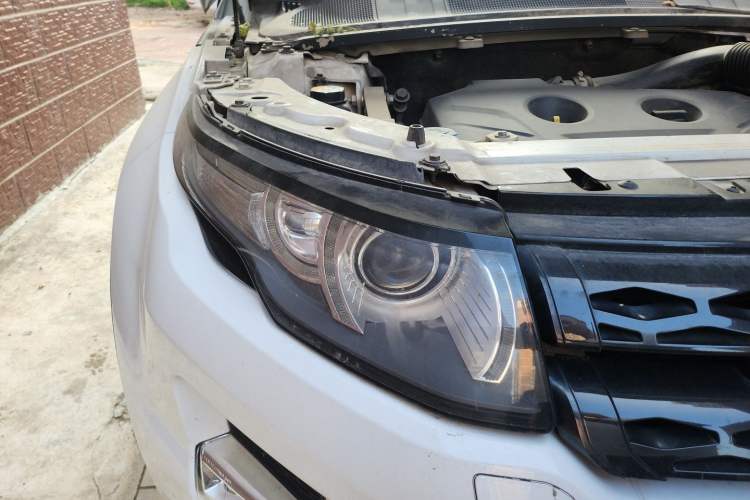 Used Land Rover Range Evoque 2015 2.0T Five-Door Sporty Edition Right Front Headlight