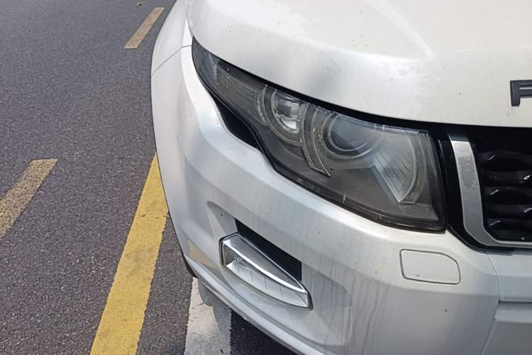 Used Land Rover Range Evoque 2015 2.0T Five-Door Zhiyao Edition Right Front Headlight