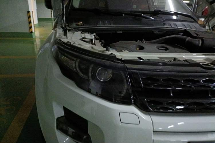 Used Land Rover Range Evoque 2015 2.0T NW8 Brit Limited Edition Right Front Headlight