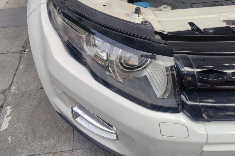 Used Land Rover Range Evoque 2015 2.0T Five-Door Fashion Edition Right Front Headlight
