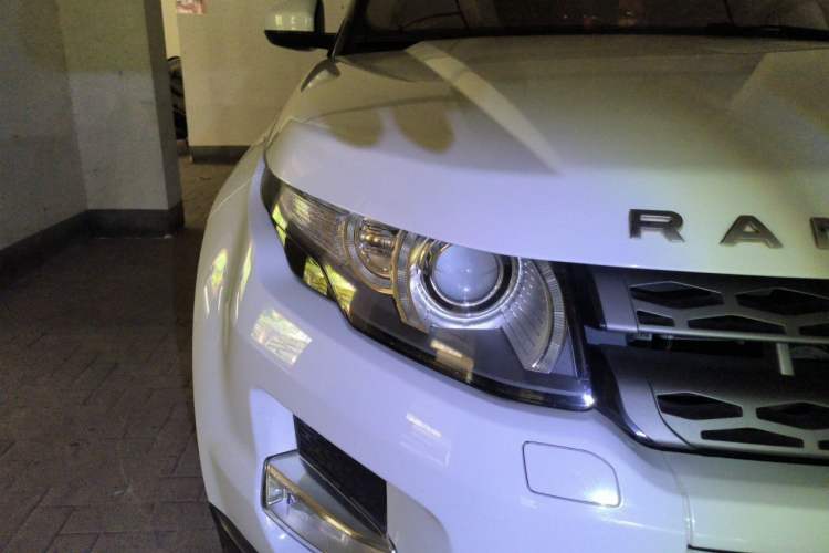 Used Land Rover Range Evoque 2015 2.0T Five-Door Zhiyao Edition Right Front Headlight