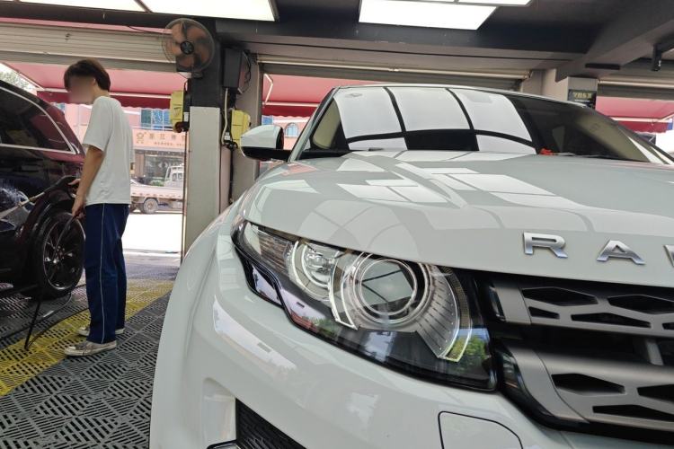 Used Land Rover Range Evoque 2015 2.0T Five-Door Zhiyao Edition Right Front Headlight