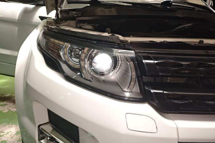 Used Land Rover Range Evoque 2015 2.0T Five-Door Sporty Edition Right Front Headlight