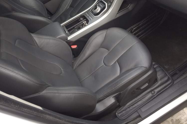 Used Land Rover Range Evoque 2015 2.0T Five-Door Zhiyao Edition Right Front Seat