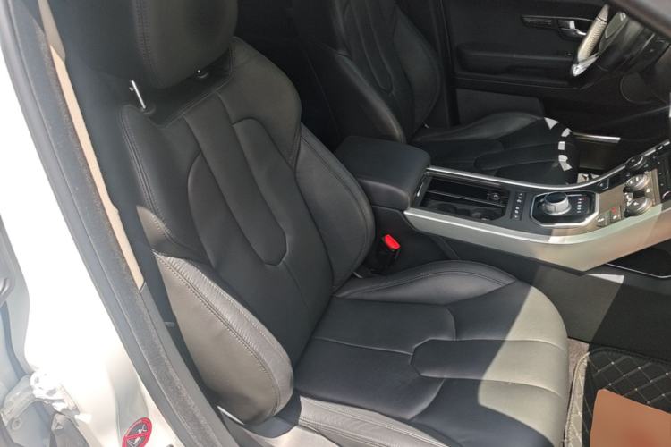 Used Land Rover Range Evoque 2015 2.0T Five-Door Zhiyao Edition Right Front Seat