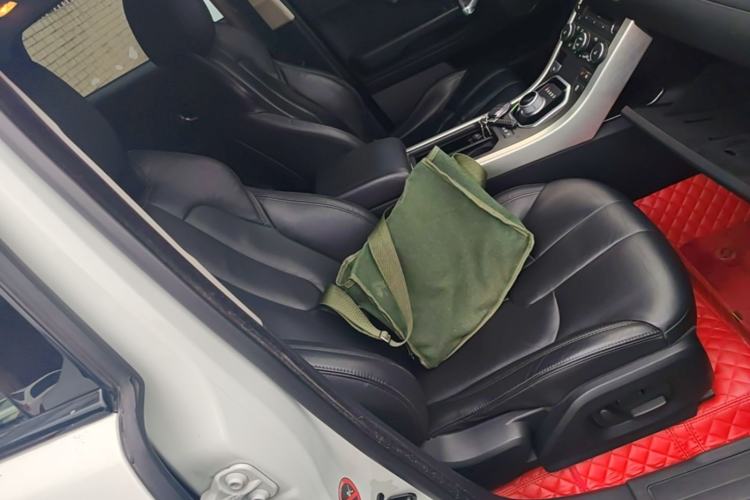 Used Land Rover Range Evoque 2015 2.0T Five-Door Fashion Edition Right Front Seat