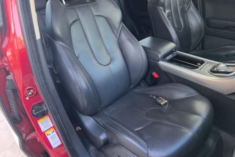 Used Land Rover Range Evoque 2015 2.0T Five-Door Zhiyao Edition Right Front Seat
