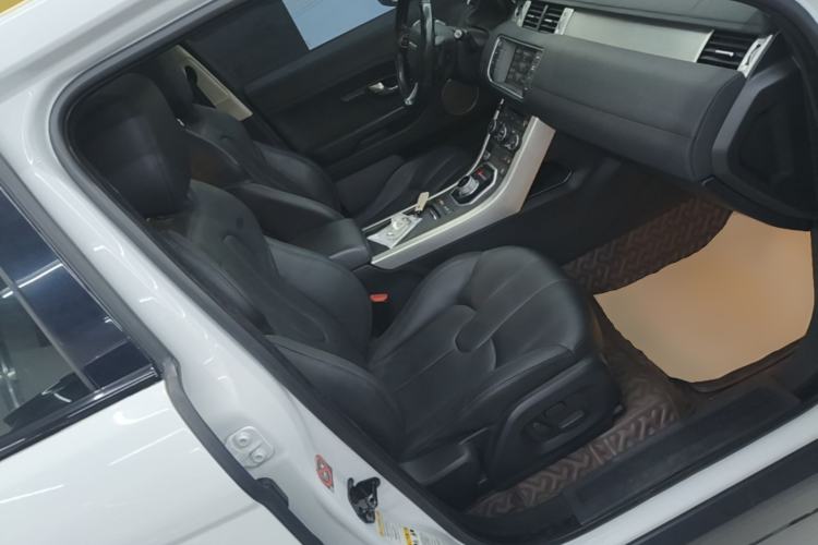 Used Land Rover Range Evoque 2015 2.0T Five-Door Zhiyao Edition Right Front Seat