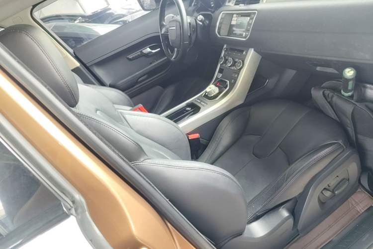 Used Land Rover Range Evoque 2015 2.0T Five-Door Zhiyao Edition Right Front Seat