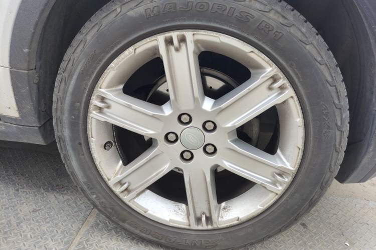 Used Land Rover Range Evoque 2015 2.0T Five-Door Sporty Edition Right Front Wheel Hub