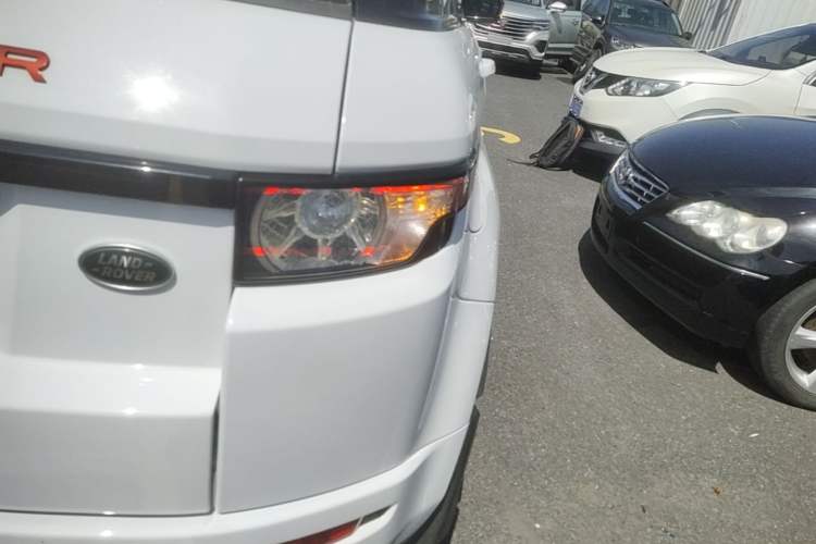 Used Land Rover Range Evoque 2015 2.0T NW8 Brit Limited Edition Right Rear Taillight