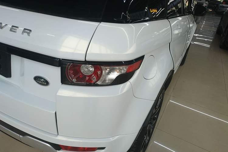 Used Land Rover Range Evoque 2015 2.0T 5-Door Ignite Edition Right Rear Taillight