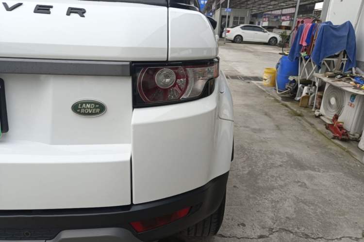 Used Land Rover Range Evoque 2015 2.0T Five-Door Fashion Edition Right Rear Taillight