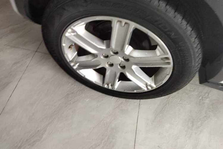 Used Land Rover Range Evoque 2015 2.0T Five-Door Sporty Edition Right Rear Wheel Hub