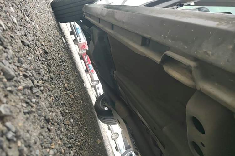 Used Land Rover Range Evoque 2015 2.0T Five-Door Zhiyao Edition Right Side Sill