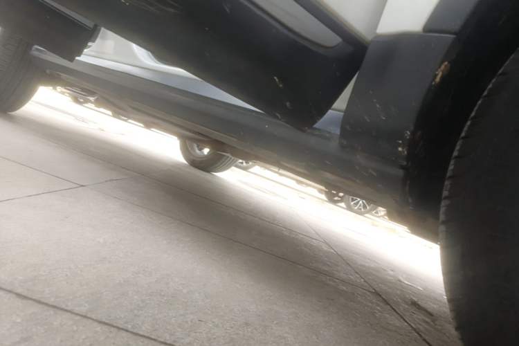 Used Land Rover Range Evoque 2015 2.0T Five-Door Zhiyao Edition Right Side Sill