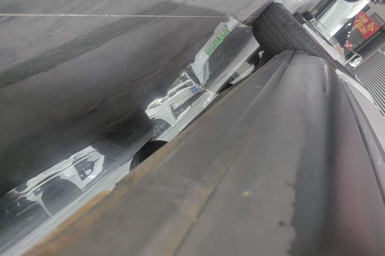 Used Land Rover Range Evoque 2015 2.0T Five-Door Zhiyao Edition Right Side Sill
