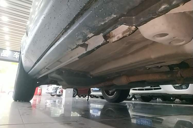 Used Land Rover Range Evoque 2015 2.0T Five-Door Zhiyao Edition Right Side Sill