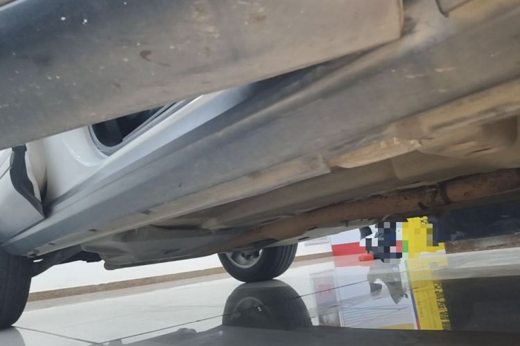 Used Land Rover Range Evoque 2015 2.0T Five-Door Zhiyao Edition Right Side Sill