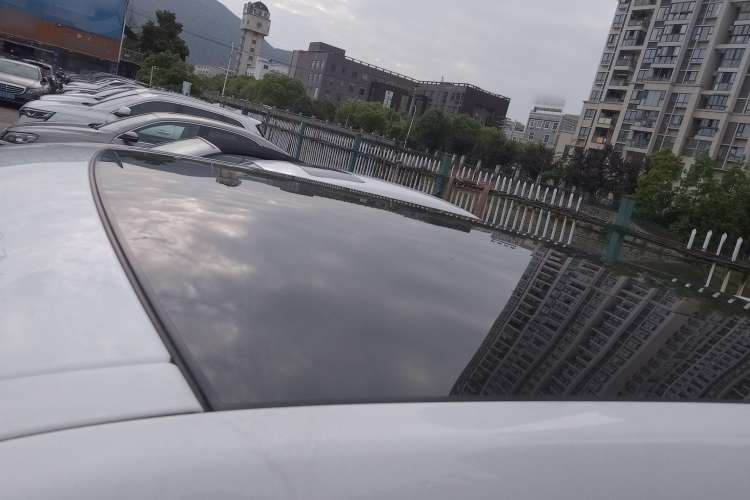 Used Land Rover Range Evoque 2015 2.0T Five-Door Zhiyao Edition Roof