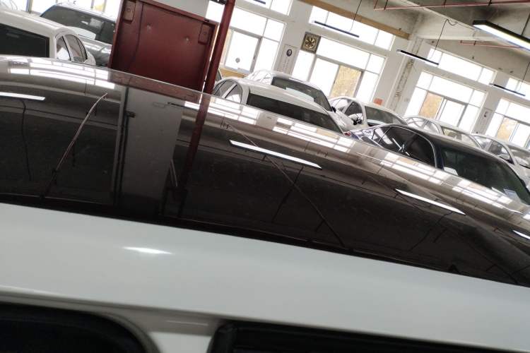 Used Land Rover Range Evoque 2015 2.0T Five-Door Zhiyao Edition Roof