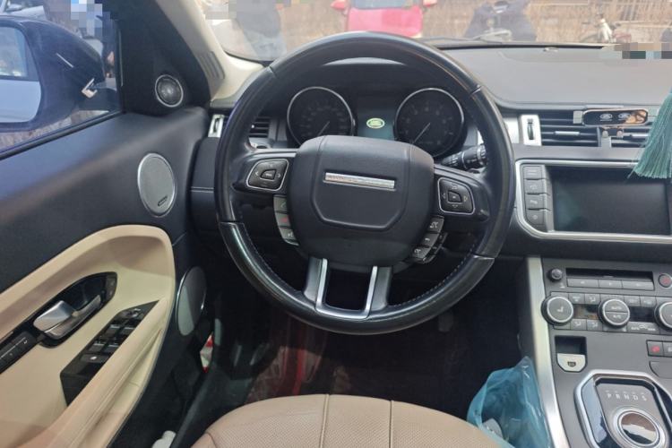 Used Land Rover Range Evoque 2015 2.0T Five-Door Enjoyment Edition Steering Wheel